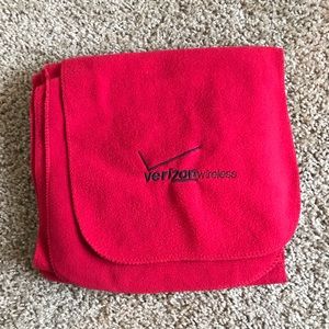 Red Verizon Scarf